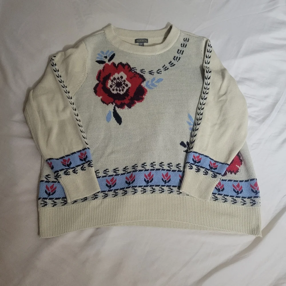 Style & Co Macy's Sweater With Red Roses - Picture 3 of 6